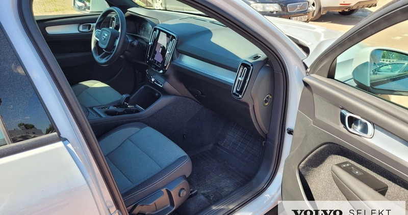 Volvo XC 40 cena 159900 przebieg: 47000, rok produkcji 2021 z Głuszyca małe 562